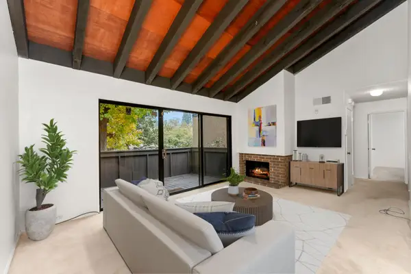 2200 Woodside Lane #10, Sacramento, CA 95825