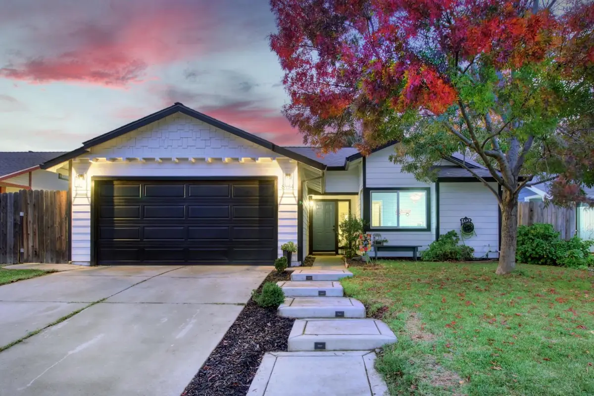 8154 Morgan Hill Way, Sacramento, CA 95828 - Image #1