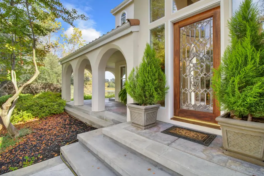 5585 E Saint Francis Circle #E, Loomis, CA 95650 - Image #3