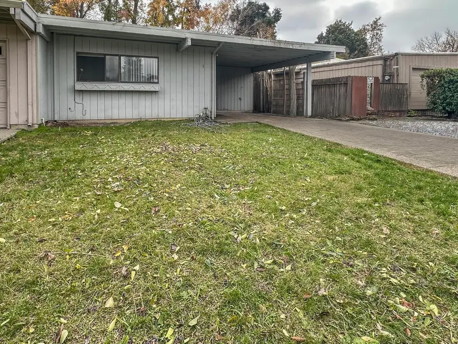 5 Cattail Court, Sacramento, CA 95833 - Image #2