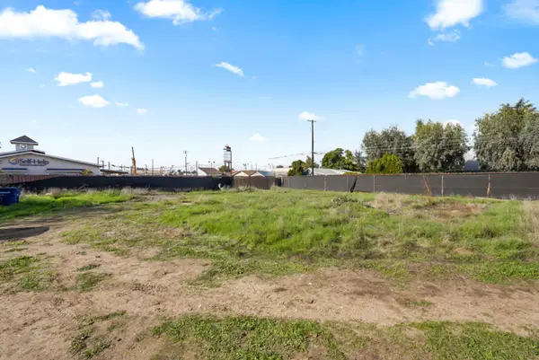 132 Pecos Avenue, Modesto, CA 95351