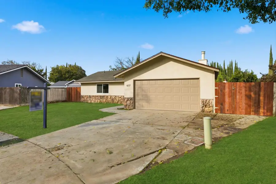 617 Merrimac Court, Modesto, CA 95354 - Image #2
