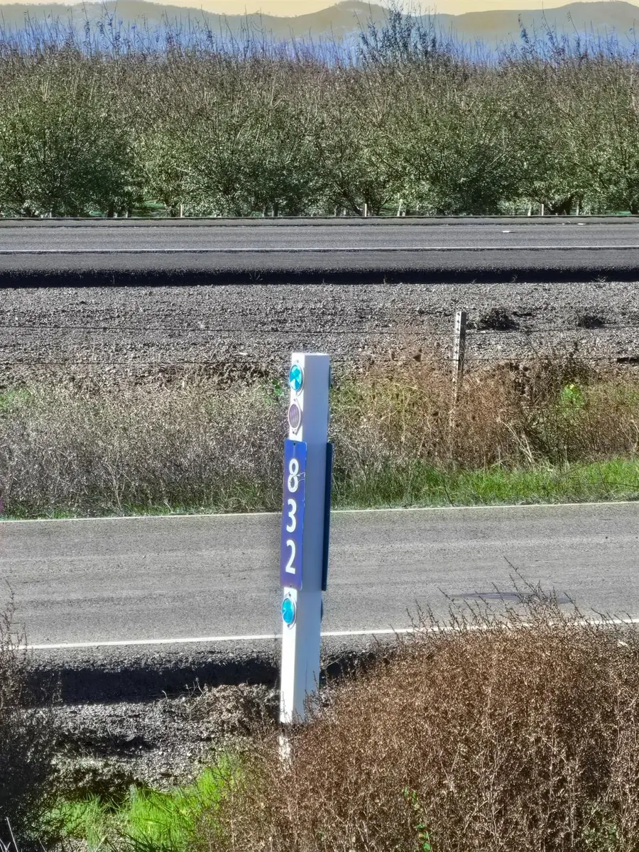 832 Old Highway 99 W, Arbuckle, CA 95912 - Image #3