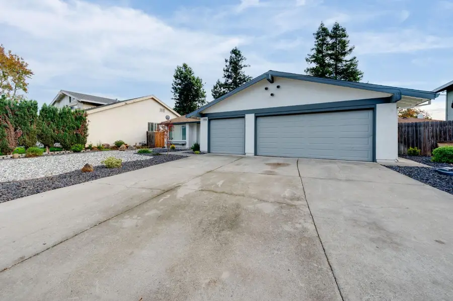 8508 Deodar, Elk Grove, CA 95624 - Image #2