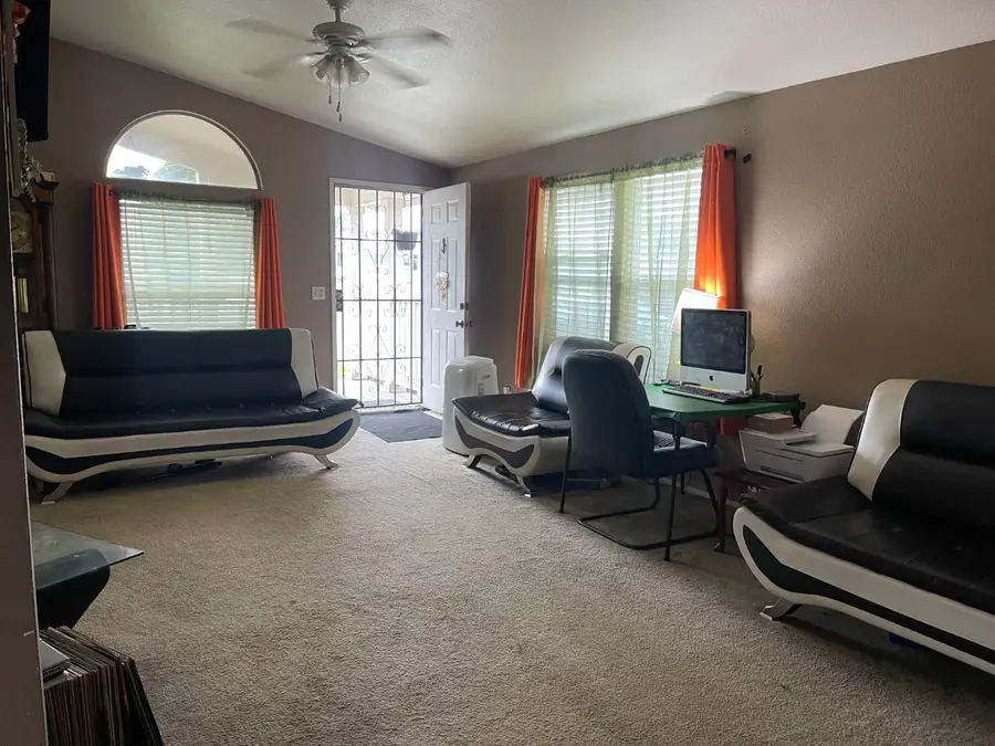 233 Wilbur Avenue, Yuba City, CA 95991 - Image #3