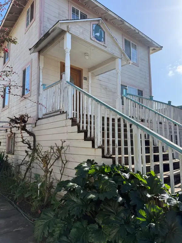 301 B Street, Isleton, CA 95641