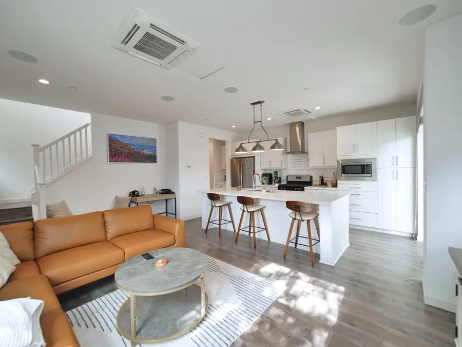 493 Tailoff Lane, Sacramento, CA 95818 - Image #2