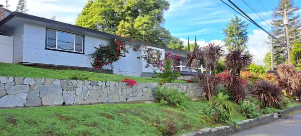 8019 Sterling Drive, Oakland, CA 94605