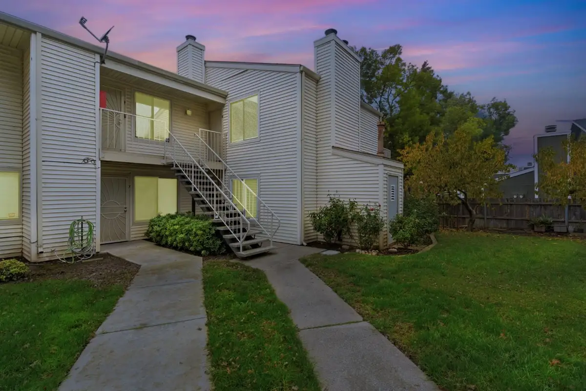 2524 Winchester Drive #10, Lodi, CA 95240 - Image #1