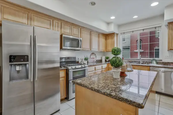 1756 Camino Real Way, Roseville, CA 95747