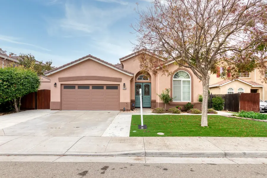 2325 Alamo Court, Tracy, CA 95377 - Image #2