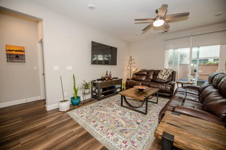 1926 Brogan Drive, Woodland, CA 95776 - Image #3