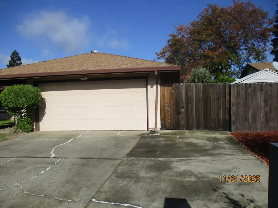 7072 Sunburst Way, Citrus Heights, CA 95621 - Image #3