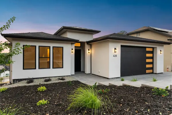 420 Miles Court, Auburn, CA 95603