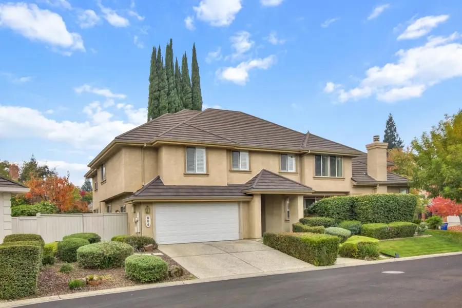 984 S Beach Drive, Sacramento, CA 95831 - Image #2