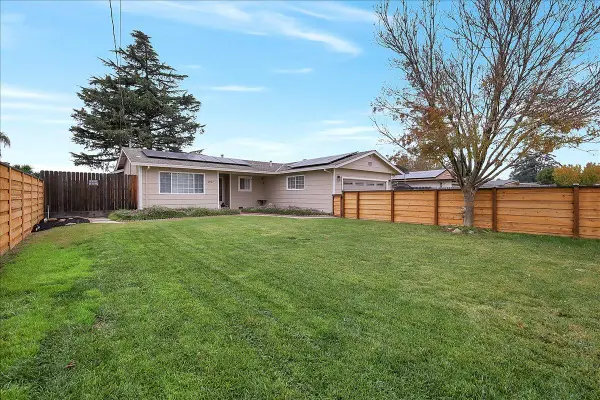 2037 S George Washington Boulevard, Yuba City, CA 95993