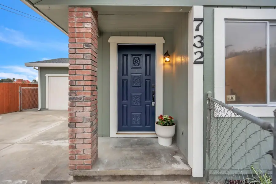 732 Santa Ana Avenue, Sacramento, CA 95838 - Image #2