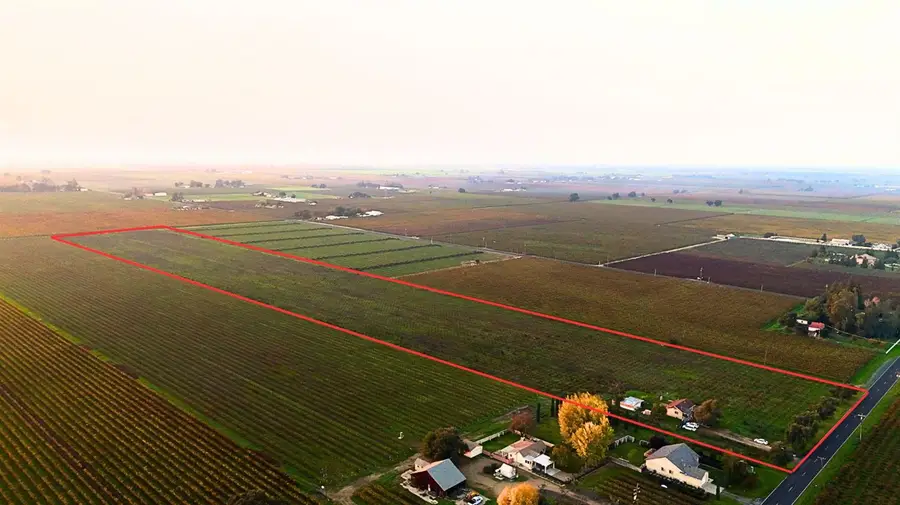 19217 N Devries Road, Lodi, CA 95242 - Image #2