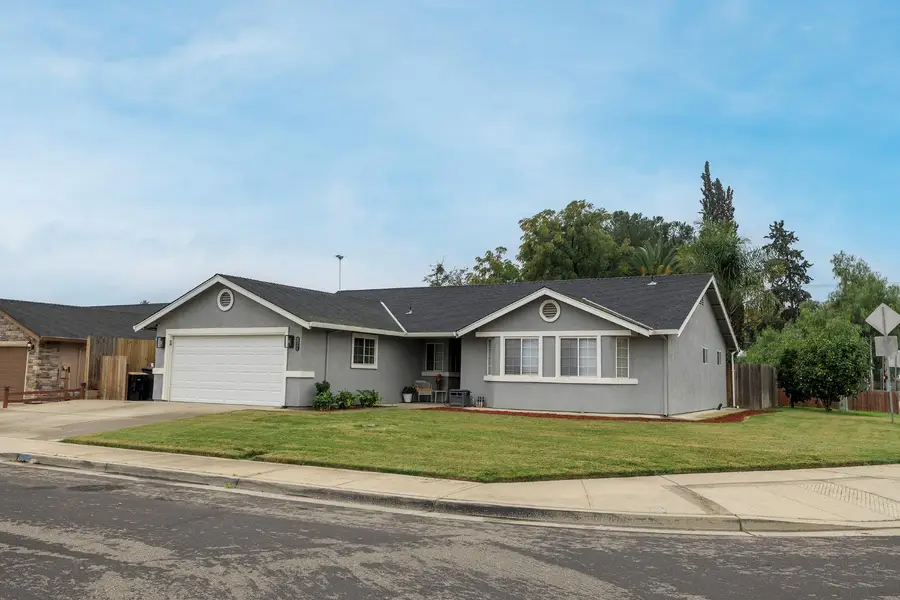 7699 E Hannah Avenue, Hilmar, CA 95324 - Image #2
