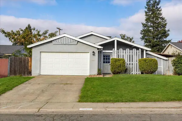 5917 Maleville Avenue, Carmichael, CA 95608