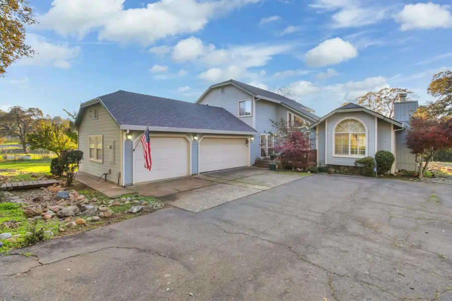 5021 Barnett Loop Road, Shingle Springs, CA 95682 - Image #2