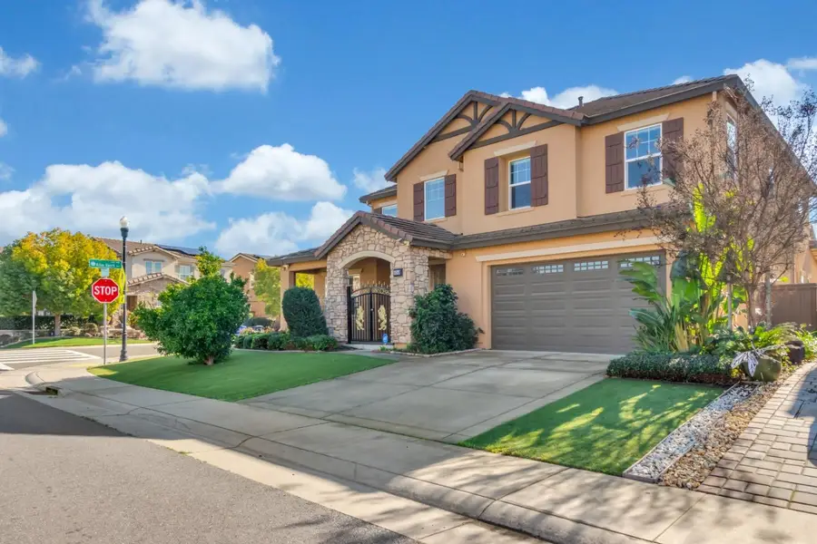 8340 La Cruz Way, Elk Grove, CA 95757 - Image #3