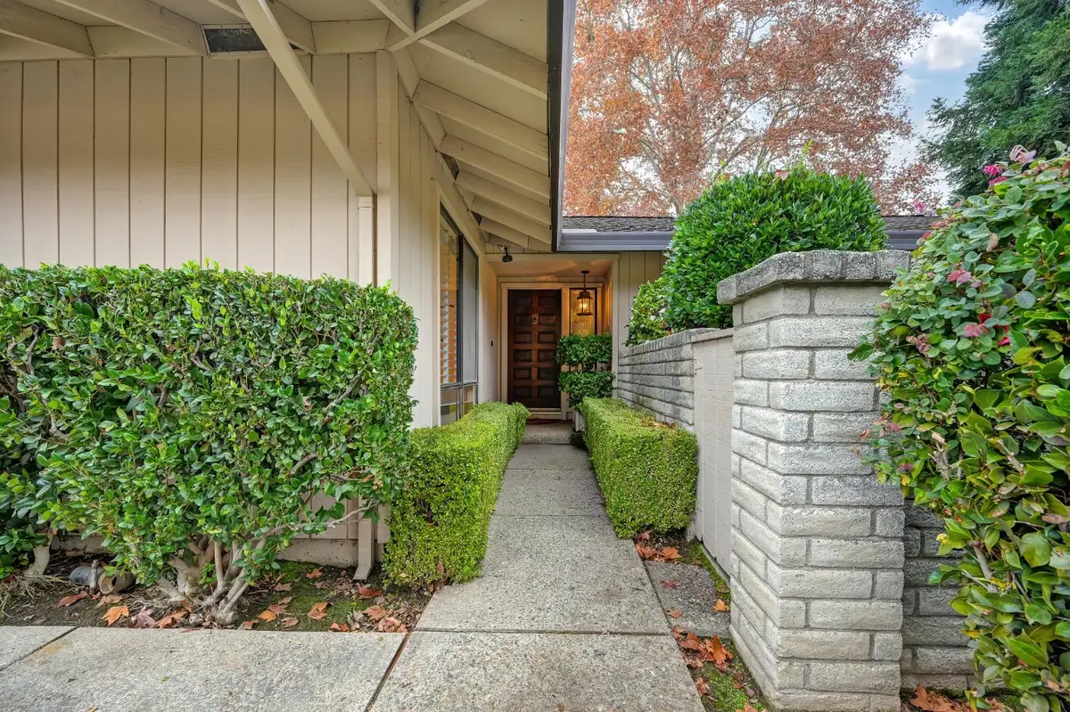 1106 Commons Drive, Sacramento, CA 95825 - Image #1