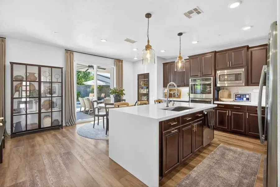 4048 Chuckwagon Way, Roseville, CA 95747 - Image #2