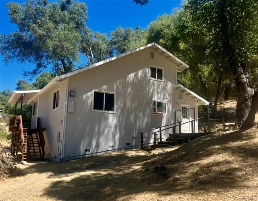 3568 Manzanita Road, Mariposa, CA 95338 - Image #2