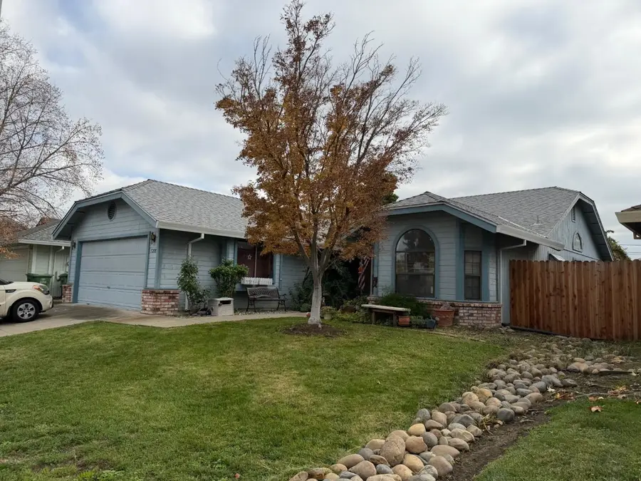 5208 Misty Meadow Way, Elk Grove, CA 95758 - Image #2