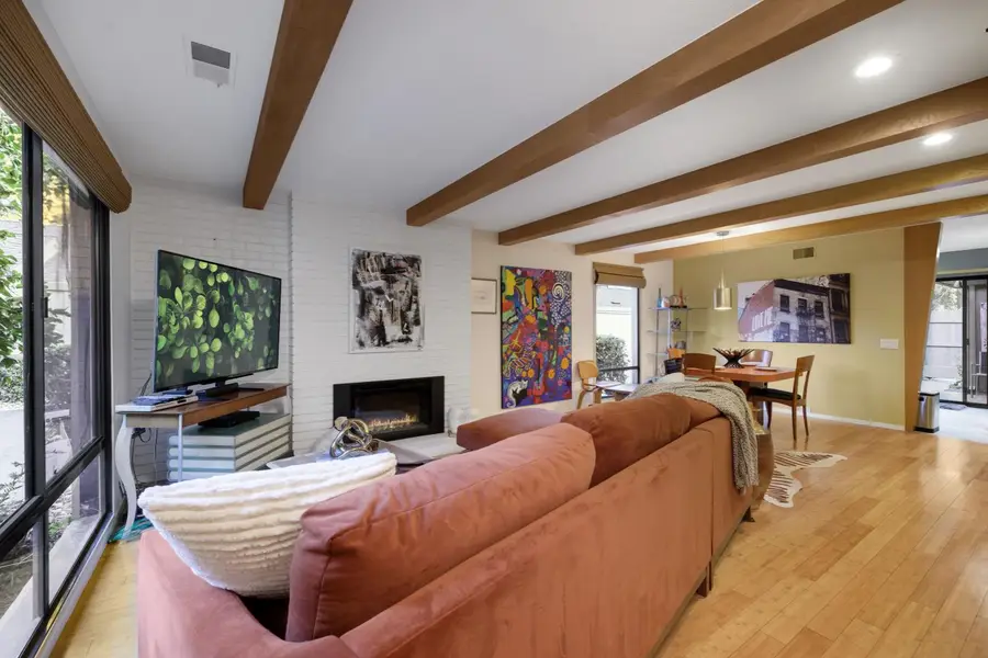 1342 Vanderbilt Way, Sacramento, CA 95825 - Image #3