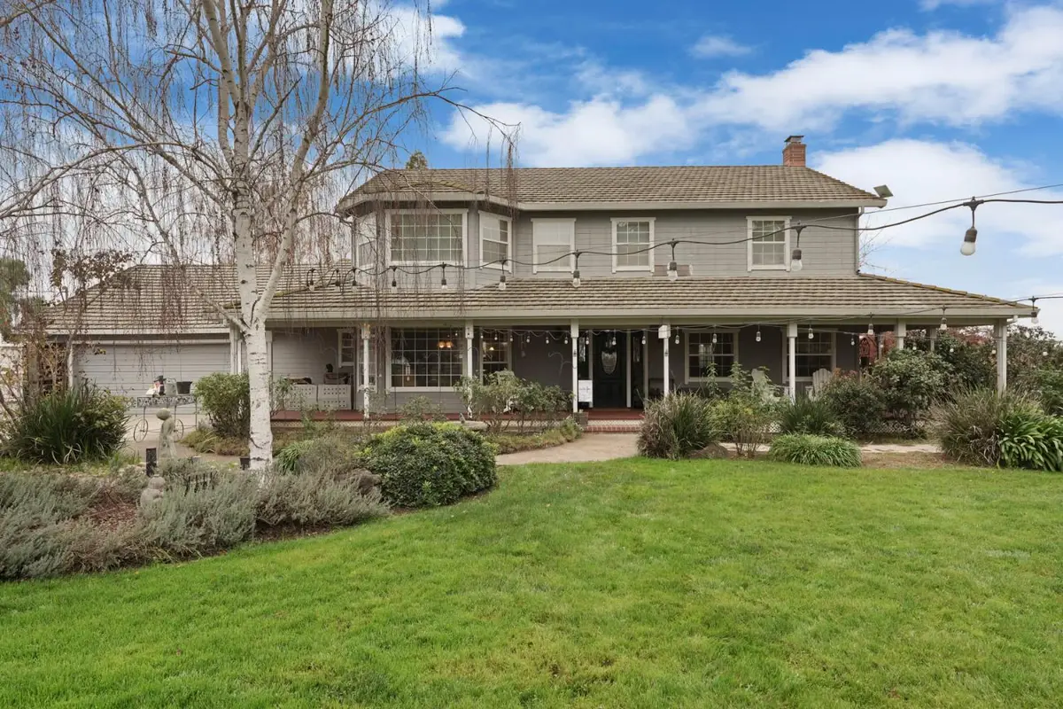 17266 Hillside Drive, Lodi, CA 95240 - Image #1