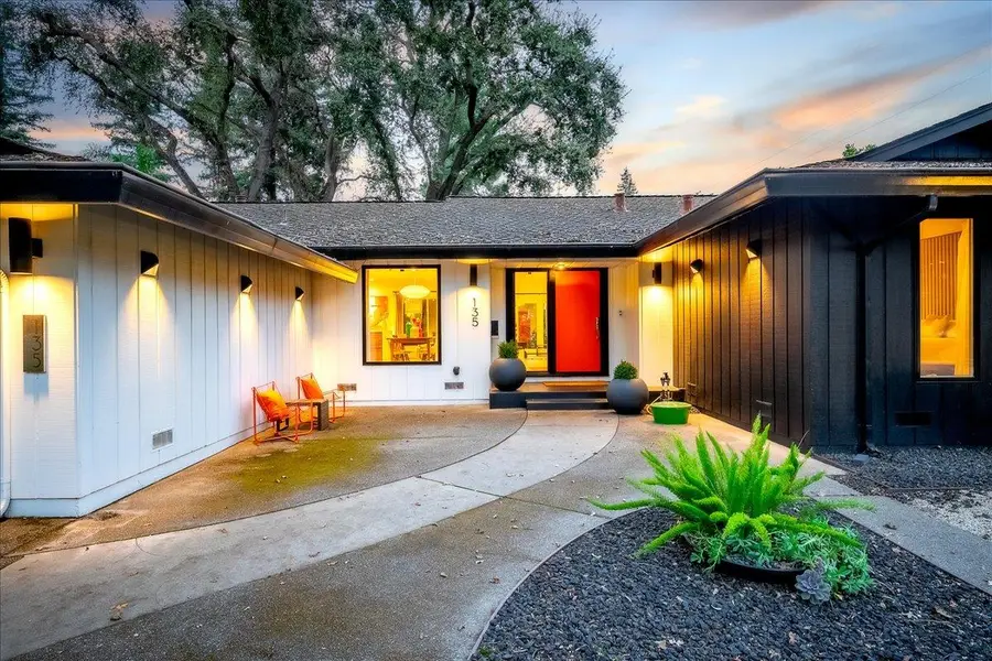 135 Mering Court, Sacramento, CA 95864 - Image #3