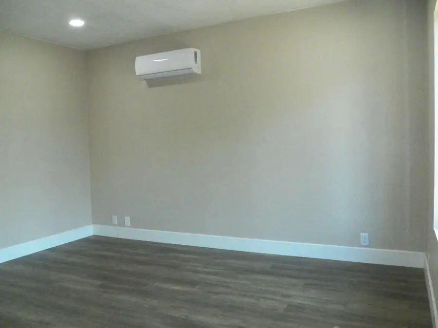 3541 21st Avenue, Sacramento, CA 95820 - Image #3