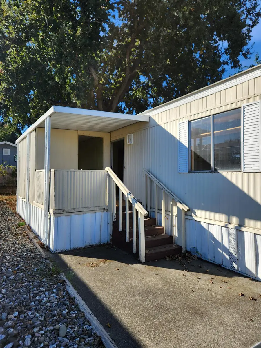 23 Casa Grande Dr, Red Bluff, CA 96080 - Image #2