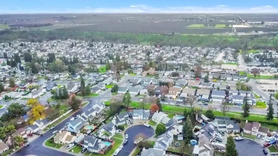 289 Dayflower Court, Waterford, CA 95386 - Image #2