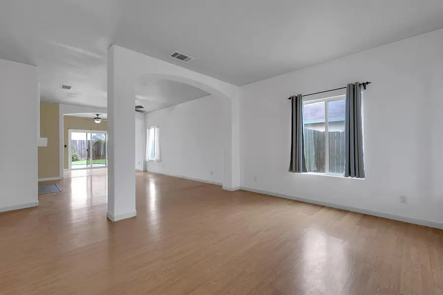 2239 Roberta Ave, Marysville, CA 95901 - Image #3