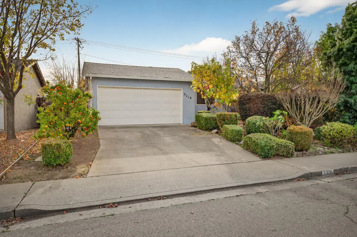 2316 N Cirby Way, Roseville, CA 95661 - Image #1