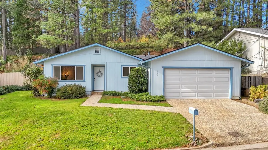 882 Forest Glade Circle, Grass Valley, CA 95945 - Image #2