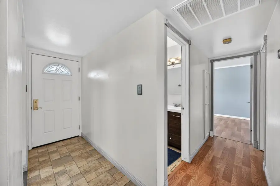 8261 Tanoak Way, Citrus Heights, CA 95621 - Image #3