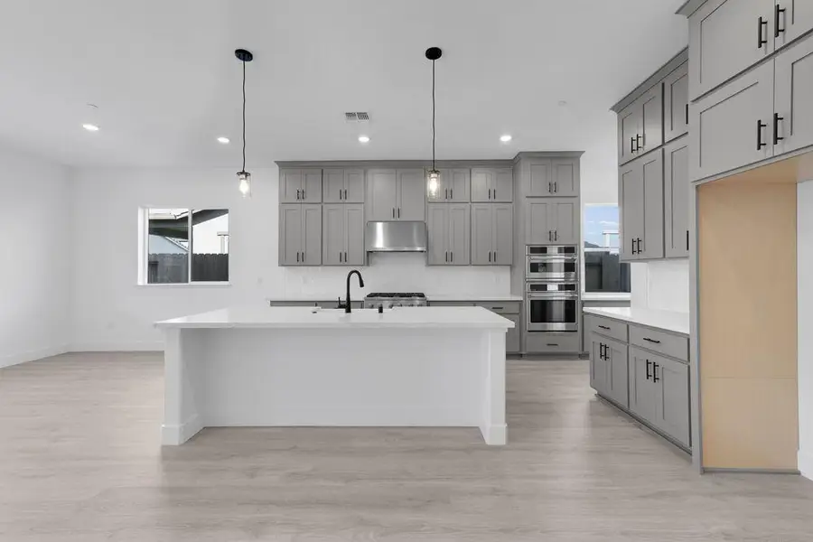 10220 Elara Way, Elk Grove, CA 95757 - Image #2