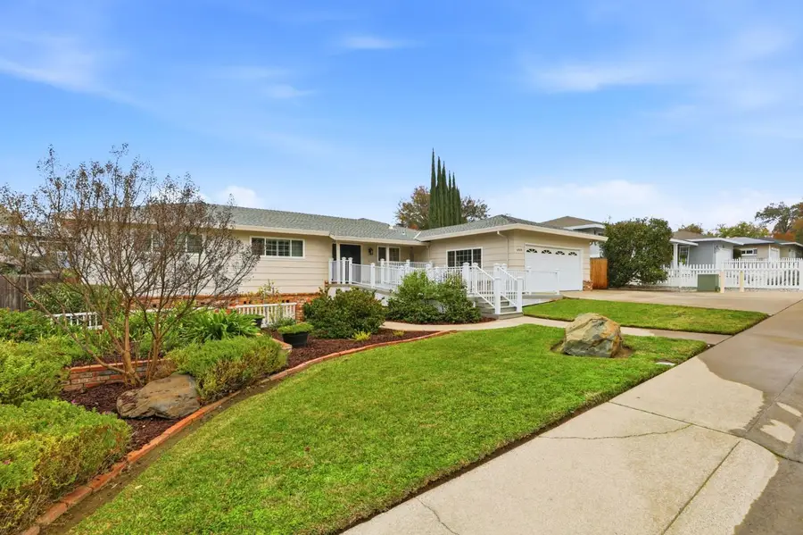 6919 Lincoln Avenue, Carmichael, CA 95608 - Image #2