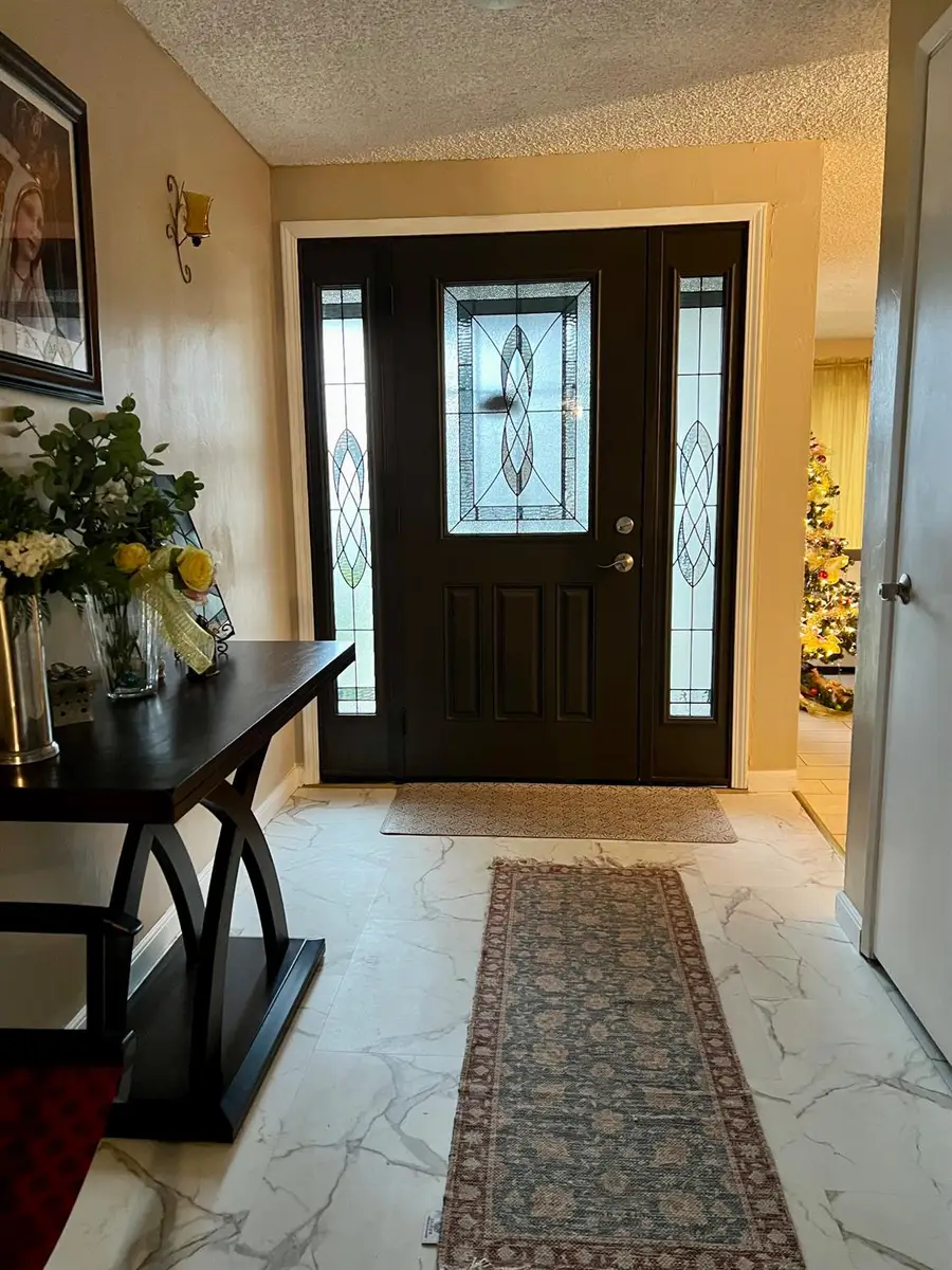 2217 Colonial Court, Stockton, CA 95209 - Image #2