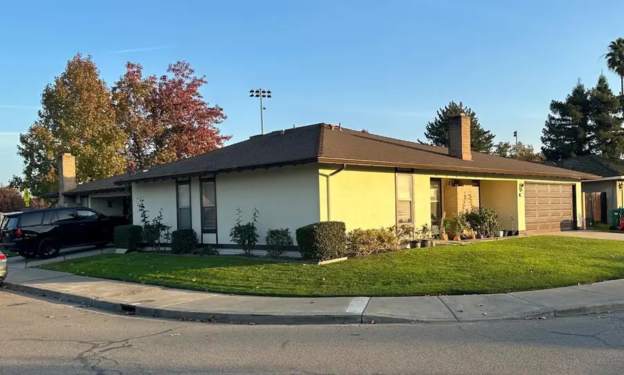 1300 Burgundy Lane, Lodi, CA 95242 - Image #2