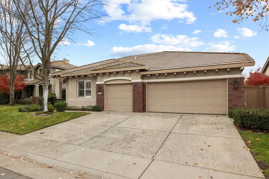 1121 Elderberry Circle, Folsom, CA 95630 - Image #3