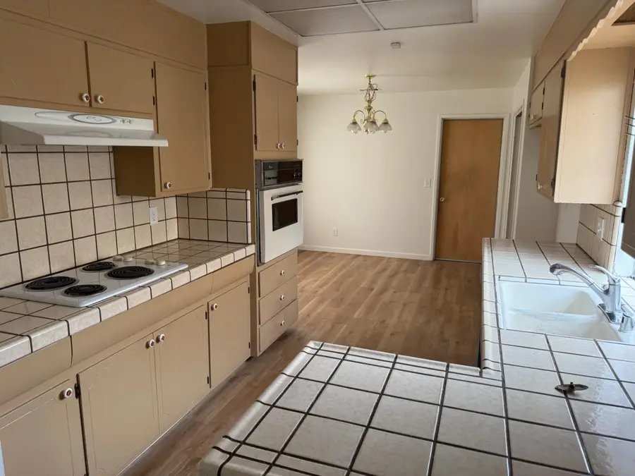 3138 Appling Circle, Stockton, CA 95209 - Image #3