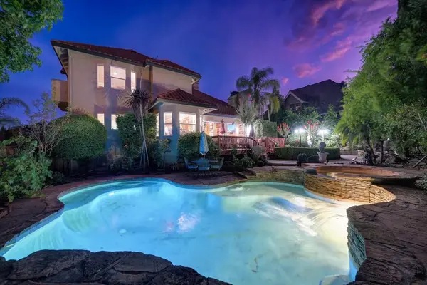 100 Hinkle Court, Folsom, CA 95630