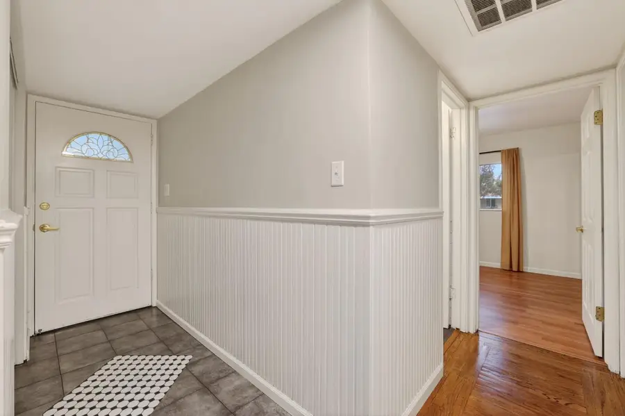 1044 Canna Way, West Sacramento, CA 95691 - Image #3