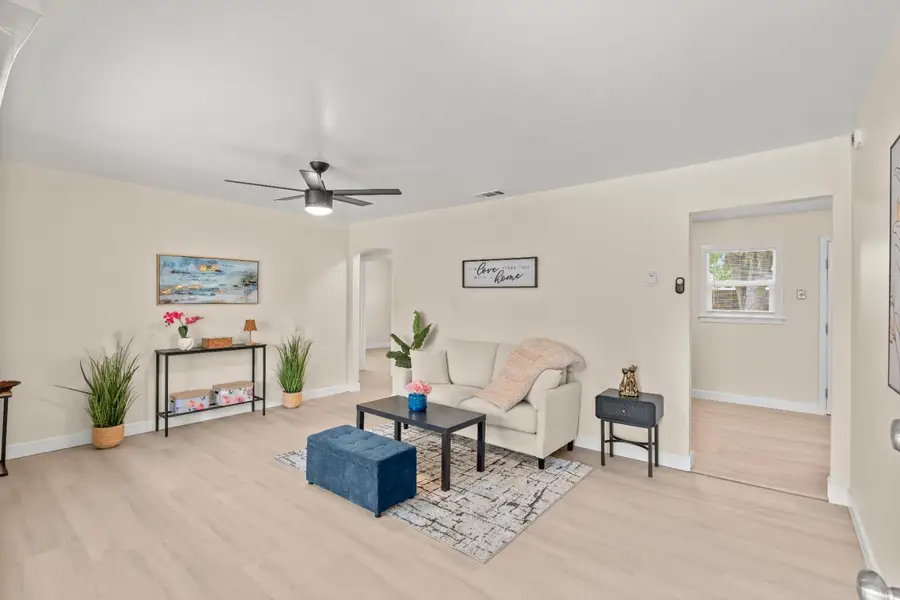 1419 38th Avenue, Sacramento, CA 95822 - Image #2