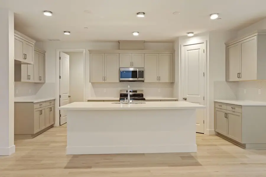 2182 Silk Avenue, Manteca, CA 95337 - Image #3